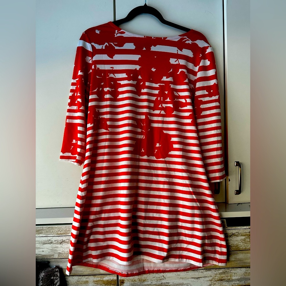 ❤️🤍 Liz Claiborne Red & White Striped Tunic Top Size M